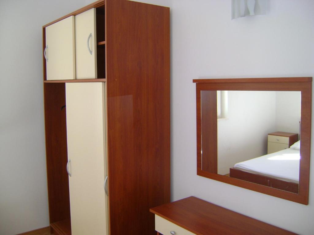 Apartments Maras Mimice Rum bild